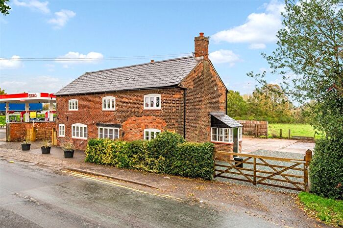 3 Bedroom Detached House To Rent In Tabley Hill Lane, Tabley, Knutsford, Cheshire, WA16