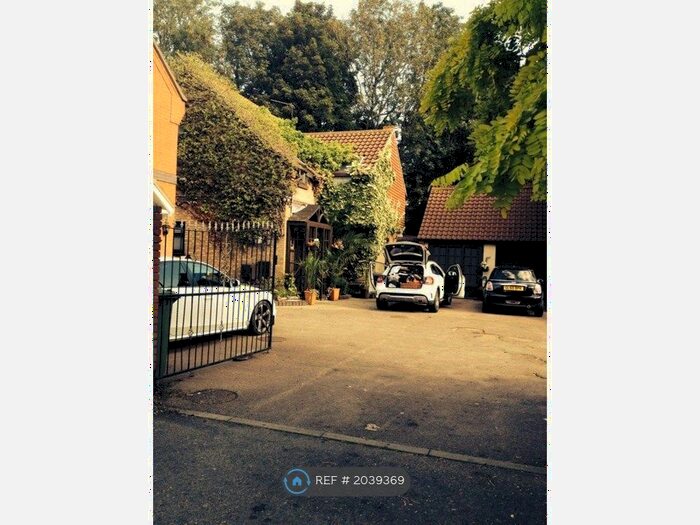 5 Bedroom Detached House To Rent In Argent Street, Grays, RM17