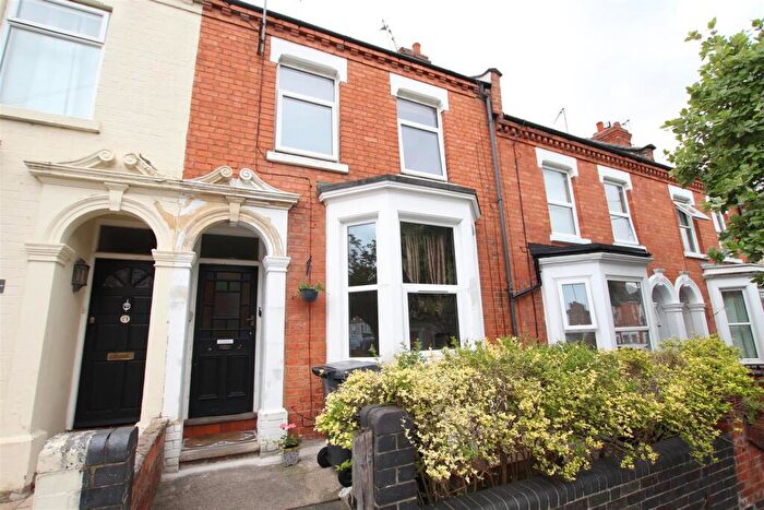 1 Bedroom Flat To Rent In Adams Avenue, Northampton, NN1