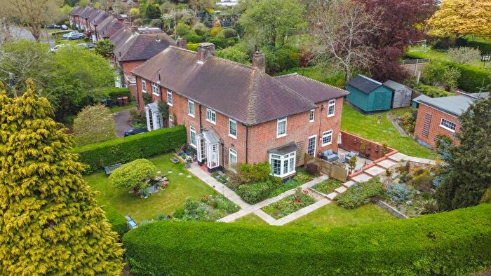 4 Bedroom Semi-Detached House For Sale In Valley Road, Welwyn Garden City, Hertfordshire, AL8