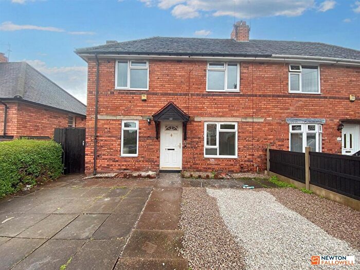 3 Bedroom Detached House To Rent In Bird Street, Dudley, DY3
