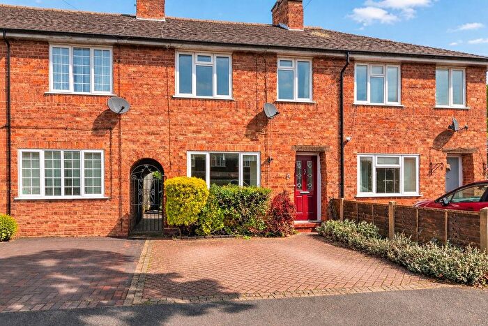 3 Bedroom Terraced House For Sale In Copt Heath Croft, Knowle, B93