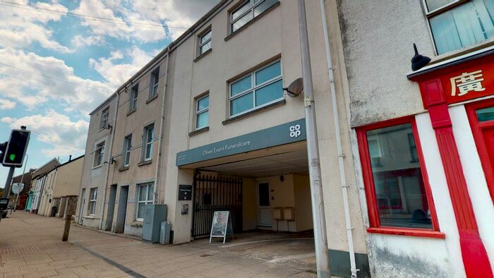 2 Bedroom Maisonette To Rent In Priory Street, Carmarthen, Carmarthenshire, SA31