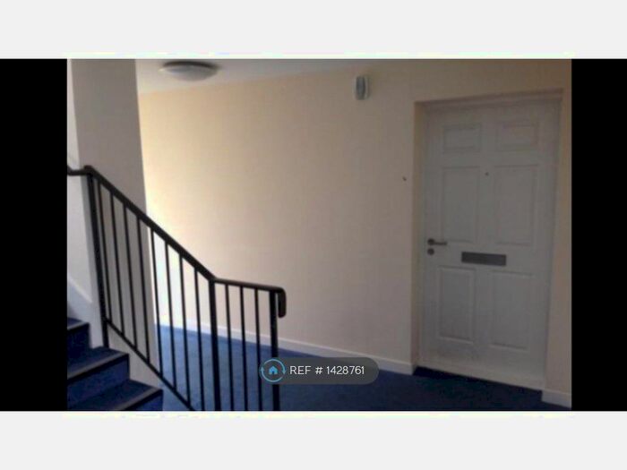 2 Bedroom Flat To Rent In Glendevon Drive, Stirling, FK8