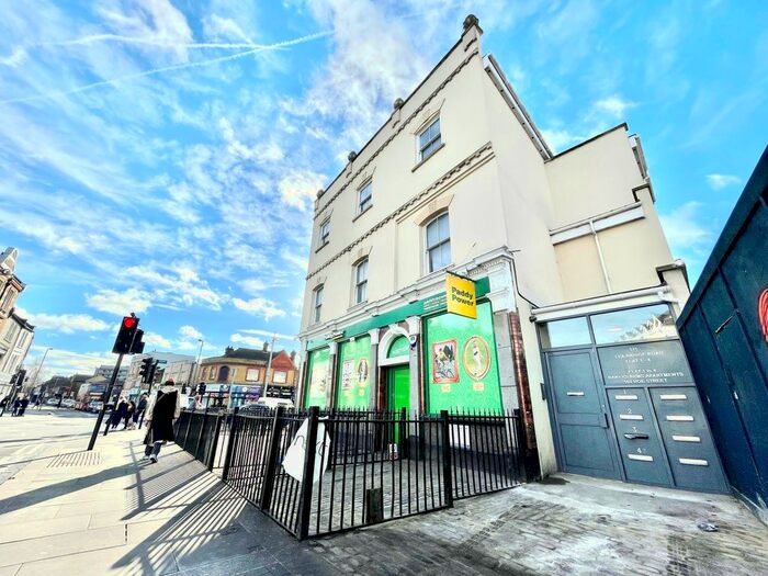 2 Bedroom Flat To Rent In Hoe Street, London E17