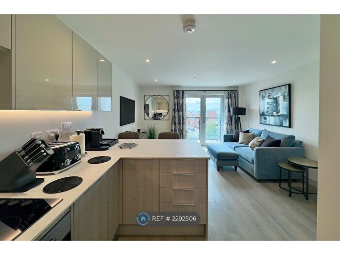 1 Bedroom Flat To Rent In East Quay Road, Poole, BH15