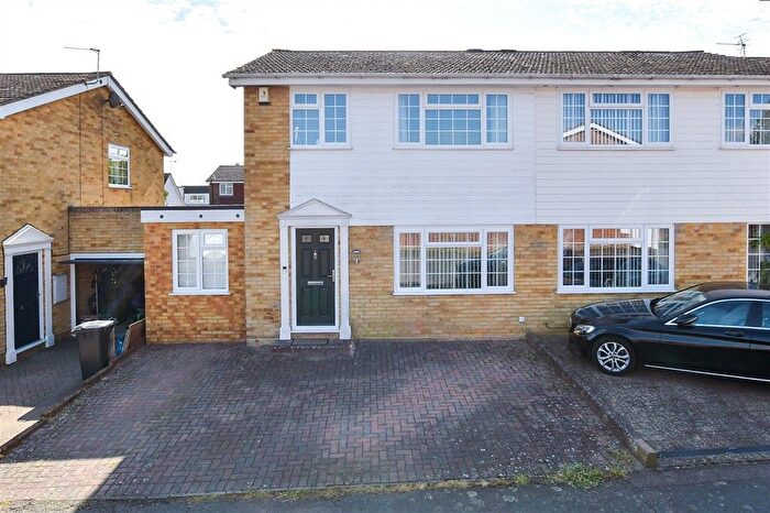 4 Bedroom Semi-Detached House For Sale In Whitebeam Drive, Coxheath, Maidstone, Kent, ME17