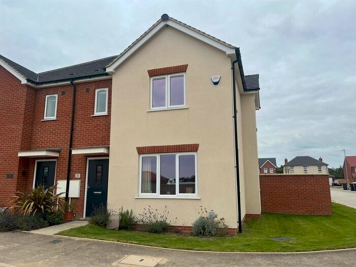 3 Bedroom Property To Rent In Lavender Way, Louth, LN11