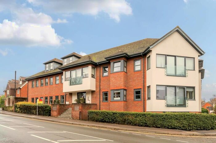 1 Bedroom Flat To Rent In Finchampstead Road, Wokingham, RG40