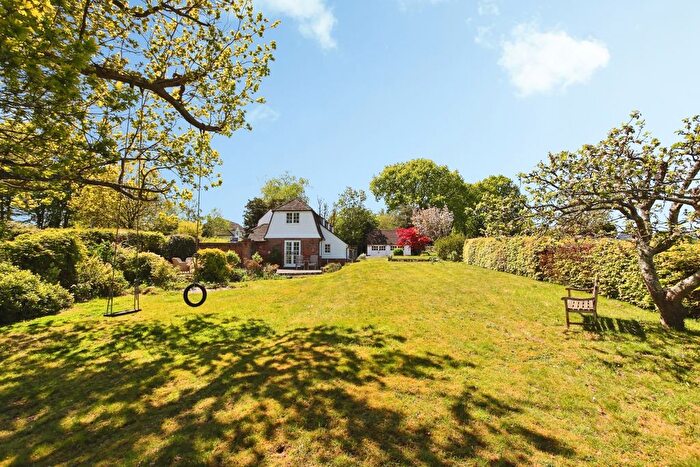 4 Bedroom Cottage For Sale In Iden Green Road, Iden Green, Cranbrook, Kent, TN17