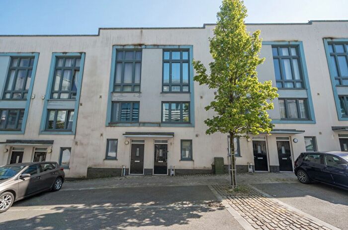 3 Bedroom Terraced House For Sale In Ker Street, Plymouth, Devon, PL1