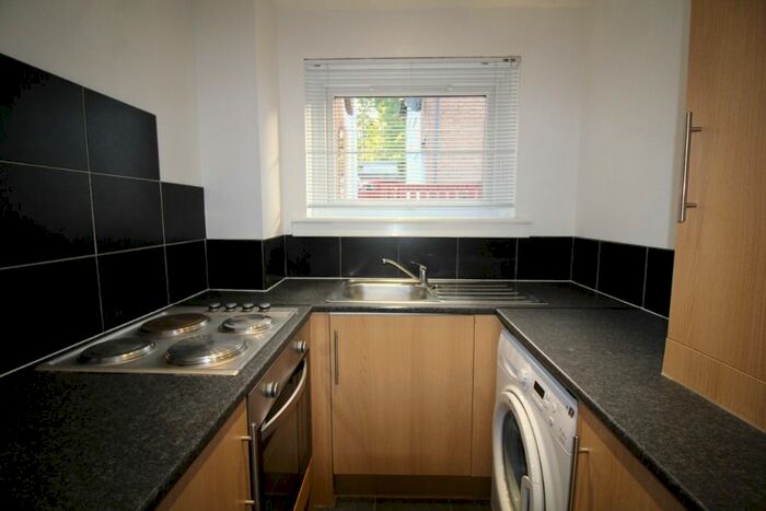 1 Bedroom Semi-Detached House To Rent In Langlea Avenue, Cambuslang, South Lanarkshire, G72