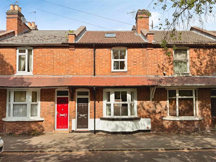 2 Bedroom Terraced House For Sale In Clapham Terrace, Leamington Spa, CV31