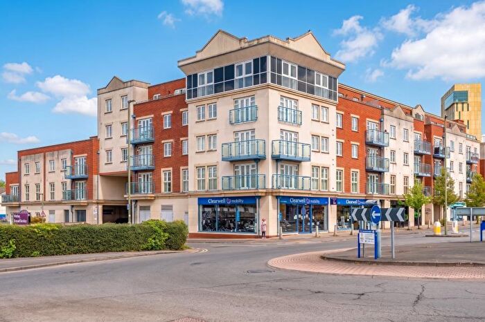 2 Bedroom Apartment To Rent In Woking, Surrey, GU21