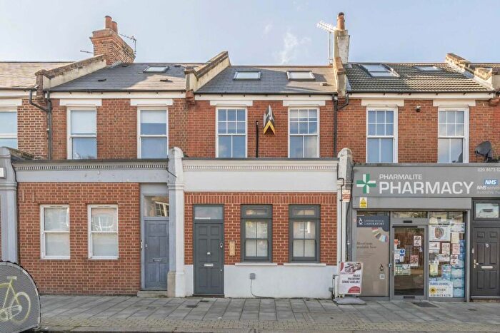 2 Bedroom Flat To Rent In Cavendish Road, Balham, SW12