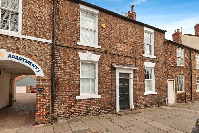 2 Bedroom Terraced House For Sale In High Street, Yarm, TS15