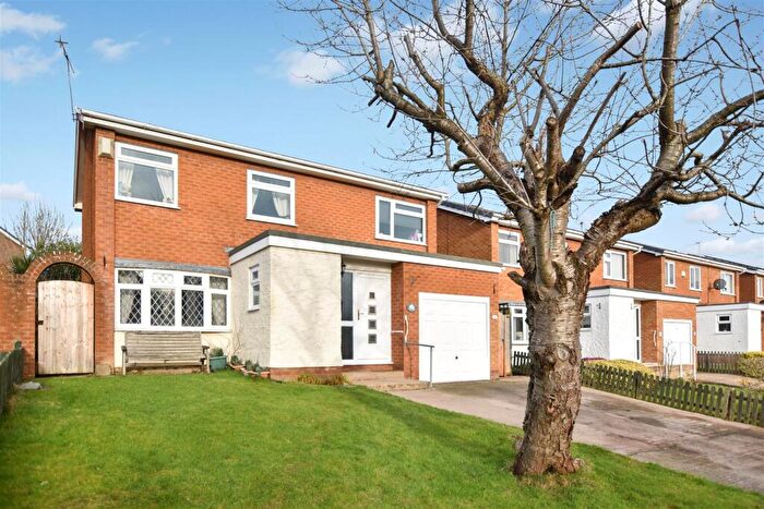 4 Bedroom Detached House For Sale In Forest Road, Llay, Wrexham, LL12