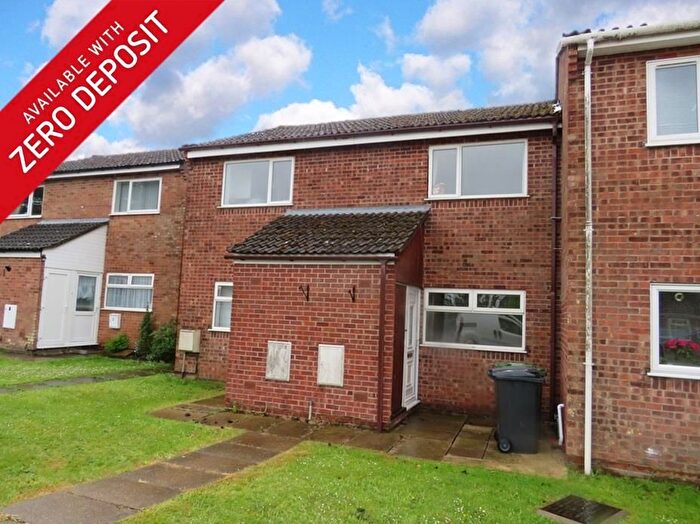 2 Bedroom Flat To Rent In Woodside Court, Attleborough, Attleborough, NR17