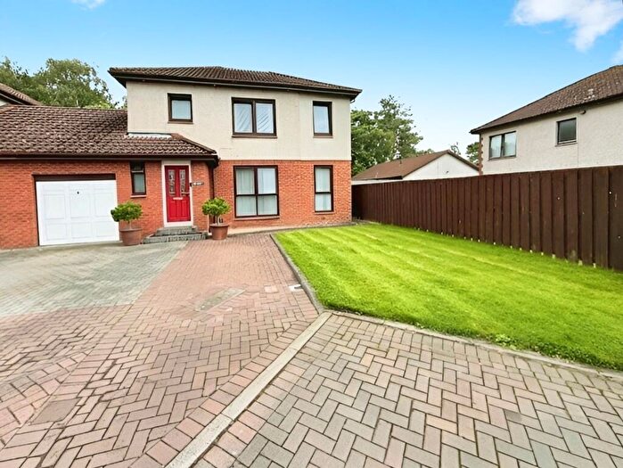 3 Bedroom Link Detached House For Sale In Auchavan Gardens, Glenrothes, KY7