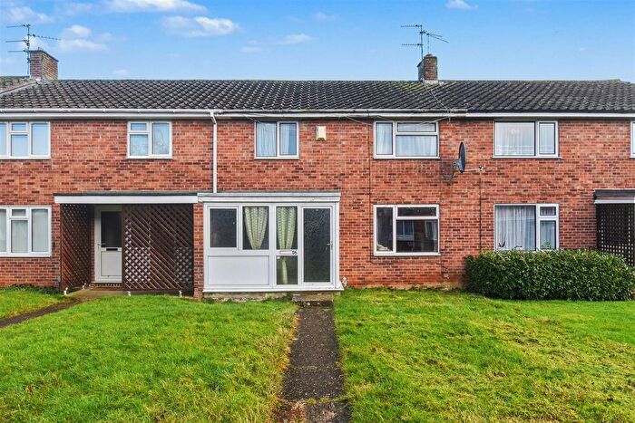 3 Bedroom Terraced House For Sale In Cherwell Walk, Corby, NN17