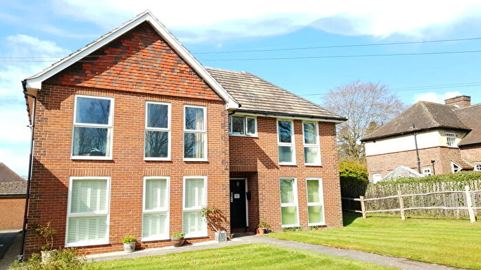 2 Bedroom Flat To Rent In Easebourne, Midhurst, GU29
