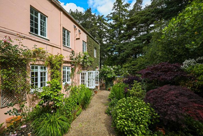 3 Bedroom Property For Sale In Sunning House, Sunningdale, SL5