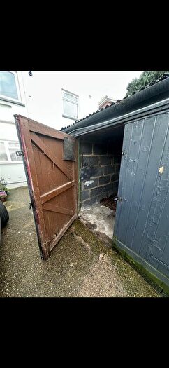 Garage / Parking To Rent In Rectory Court, London, E4