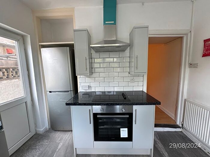 5 Bedroom End Terrace House To Rent In Tewkesbury Street, Cathays, Cardiff, CF24