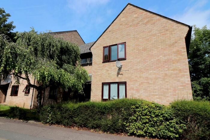 Studio To Rent In Wingrove Court, Patching Hall Lane, Chelmsford, Essex, CM1