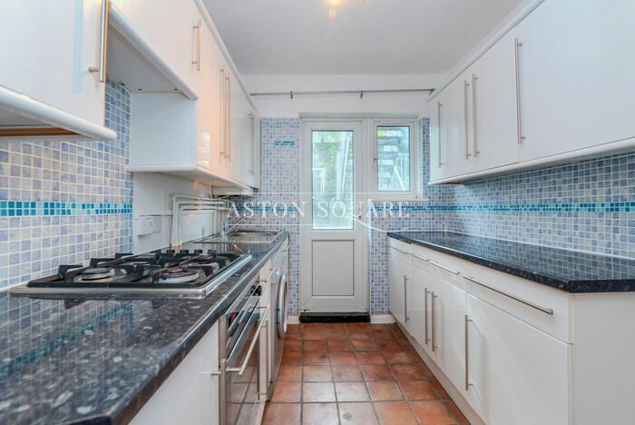 2 Bedroom Flat To Rent In Nicoll Road, London, NW10