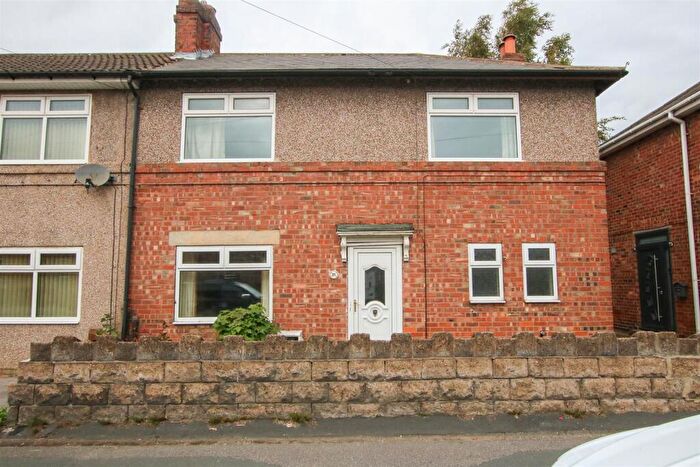 3 Bedroom End Of Terrace House For Sale In Park Avenue, Armthorpe, Doncaster, DN3