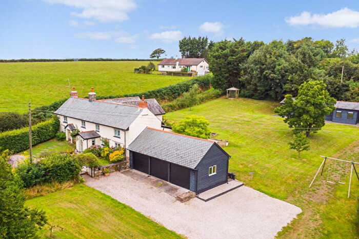 4 Bedroom Detached House For Sale In Ashwater, Beaworthy, West Devon, EX21