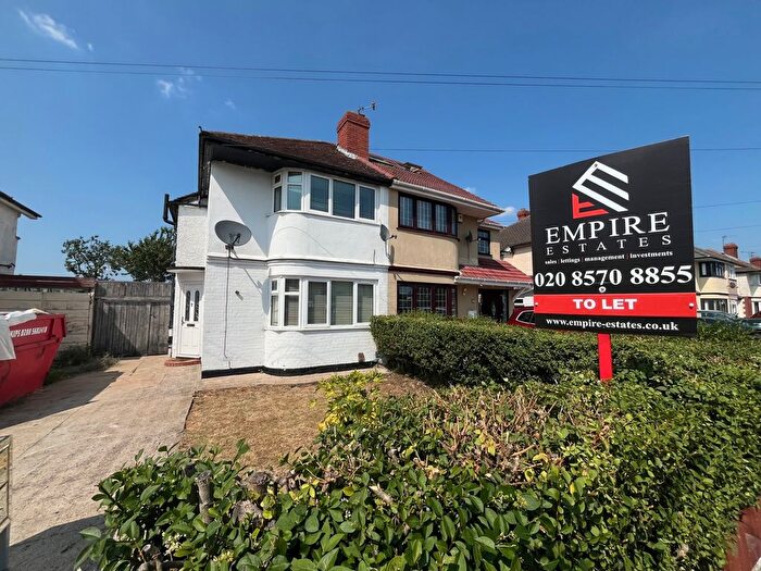 3 Bedroom Semi-Detached House To Rent In Kingston Avenue, Feltham, TW14