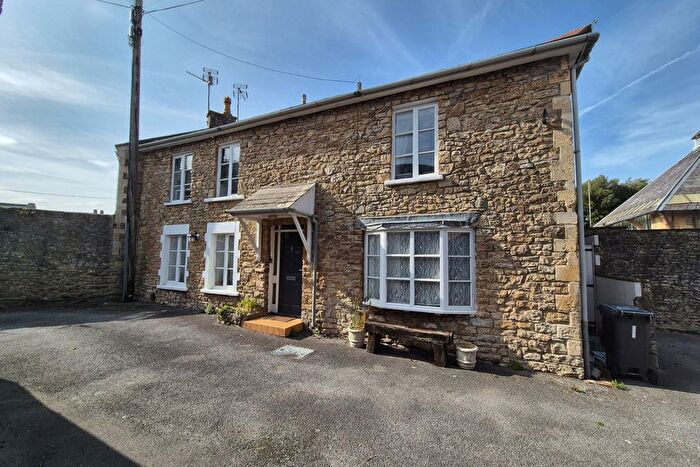 2 Bedroom Cottage For Sale In Seavale Road, Clevedon, North Somerset, BS21