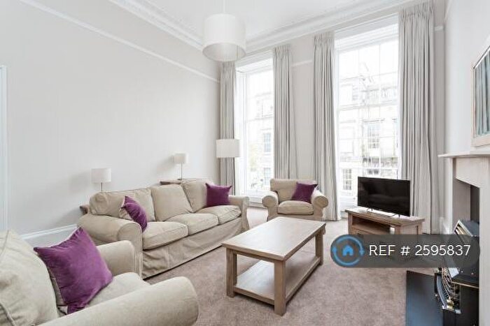 3 Bedroom Flat To Rent In Newtown/Stockbridge, Edinburgh, EH4