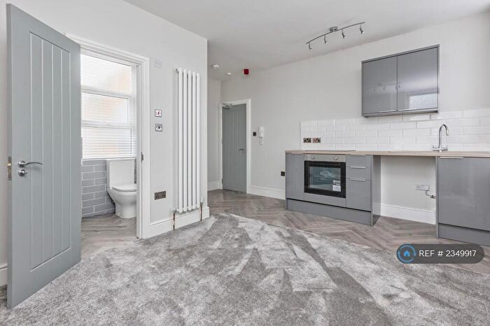Studio To Rent In Firwood Lane, Bolton, BL2