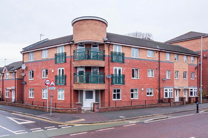 2 Bedroom Apartment For Sale In Chorlton Road, Hulme, Manchester, M15