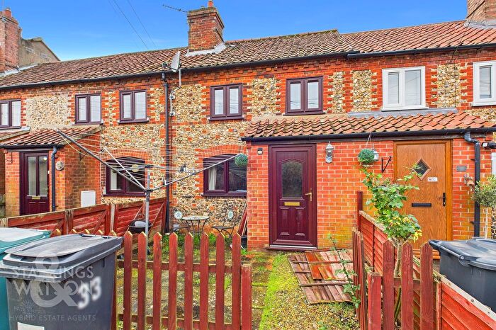 2 Bedroom Terraced House For Sale In The Lizard, Wymondham, NR18