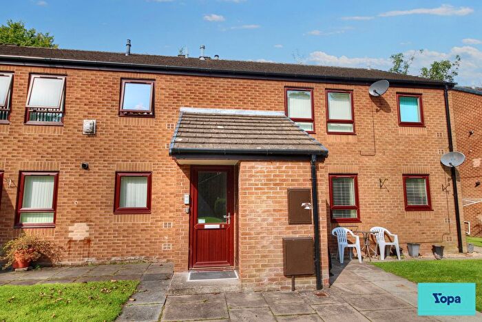 2 Bedroom Flat For Sale In Knowefield Close, Carlisle, CA3