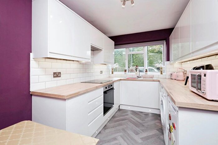 1 Bedroom Flat For Sale In Selwyn Road, Eastbourne, BN21