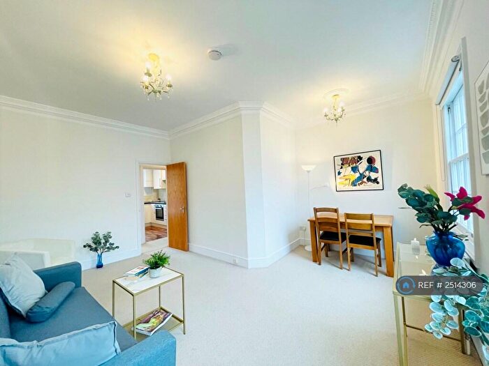 1 Bedroom Flat To Rent In Danbury Street, London, N1