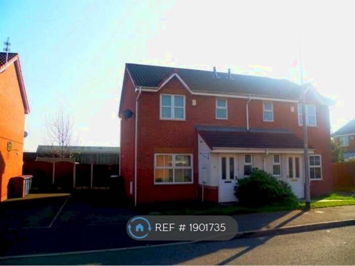 3 Bedroom Semi-Detached House To Rent In Redmans Close, Eccles, Manchester, M30