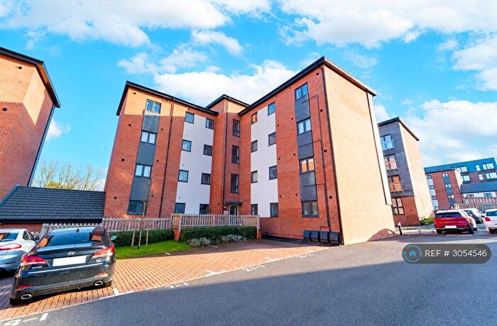 2 Bedroom Flat To Rent In Ascot Way, Birmingham, B31