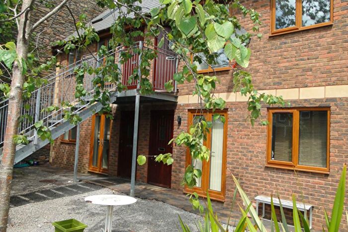 2 Bedroom Apartment To Rent In Crwys Mews, Crwys Road, Cardiff, CF24