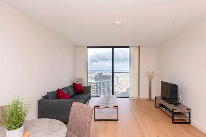 1 Bedroom Apartment For Sale In Hampton Tower, Marsh Wall, South Quay Plaza, E14