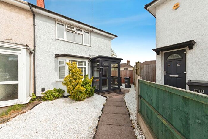 3 Bedroom End Of Terrace House For Sale In The Garth, Birmingham, West Midlands, B14