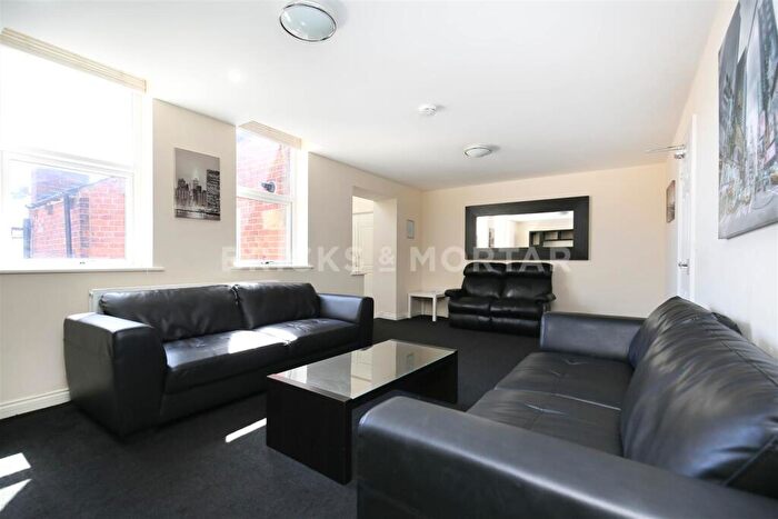 6 Bedroom Maisonette To Rent In (£pppw) Myrtle Grove, Jesmond, NE2