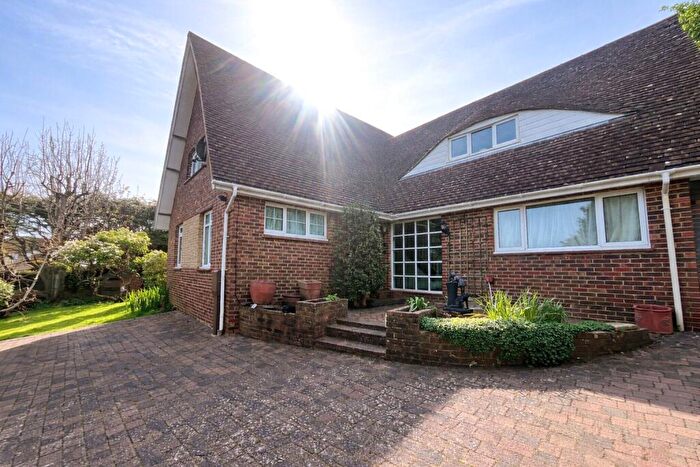 3 Bedroom Detached House For Sale In Upper Ratton Drive, Eastbourne, East Sussex, BN20