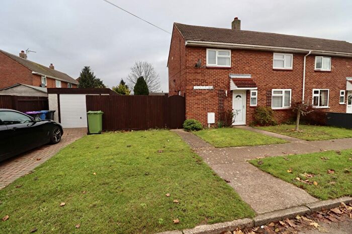 2 Bedroom Semi Detached House For Sale In Sussex Gardens, Scampton, LN1
