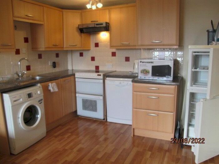1 Bedroom Flat To Rent In Stewart Terrace, Gorgie, Edinburgh, EH11